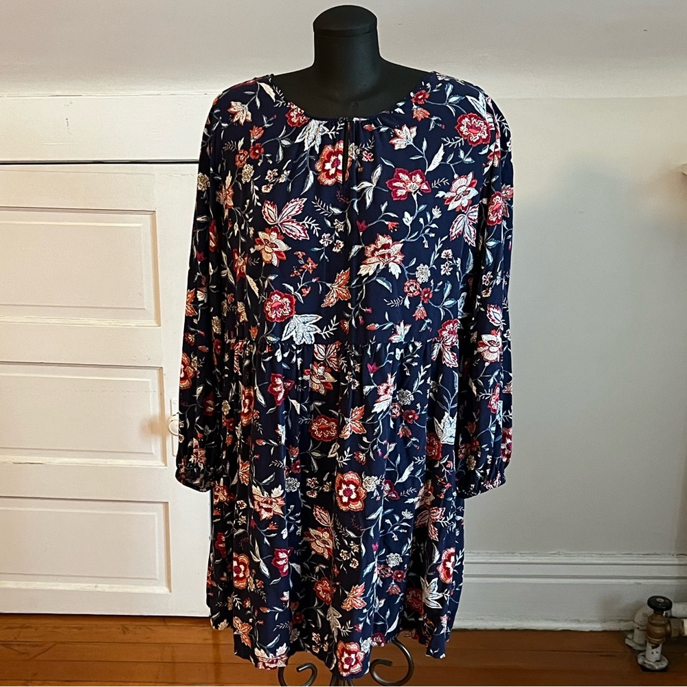 #6 OLD NAVY SIZE XL Floral Navy Dress with Red and White Accents
